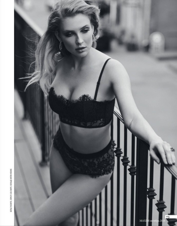 Светлана Бондарчук бикини