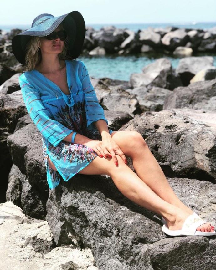 Елена летучая в купальнике