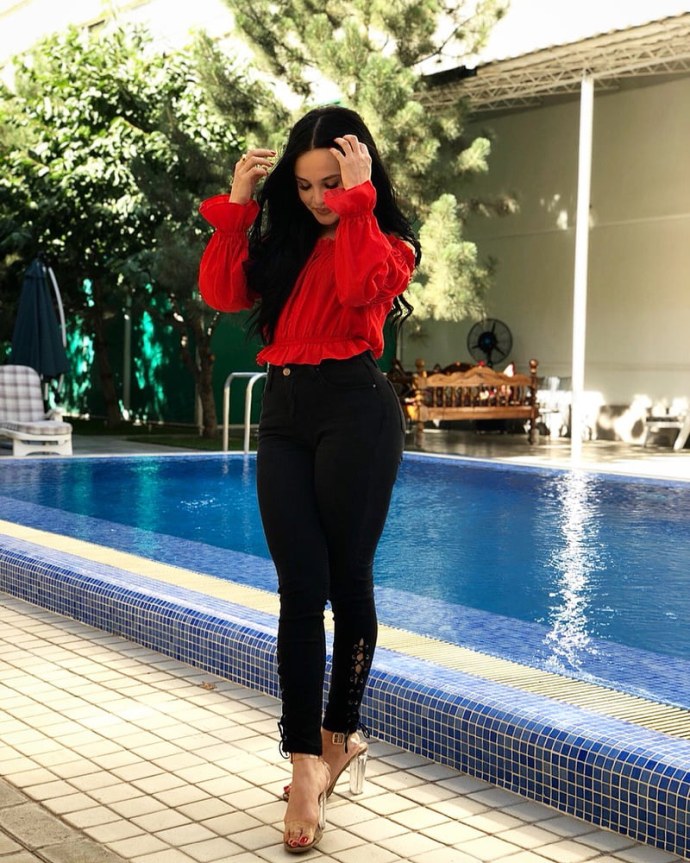 Зарина Низомиддинова расмлар 2021