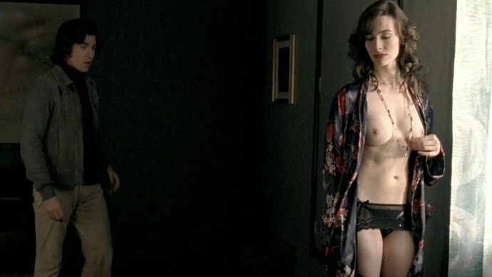 Даниэла Стоянович голая