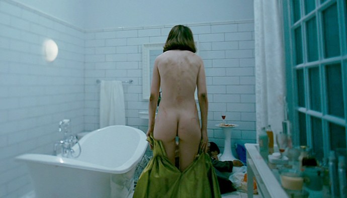 Даниэла Бобадилла голая