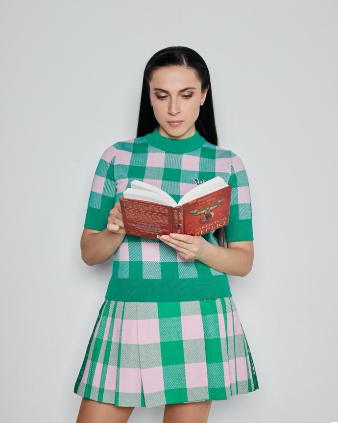 Наиля Аскер заде ноги