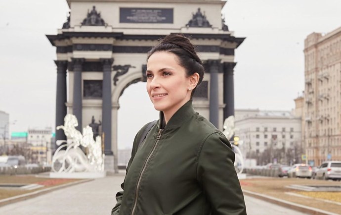 Сельские девушки купальники с большими