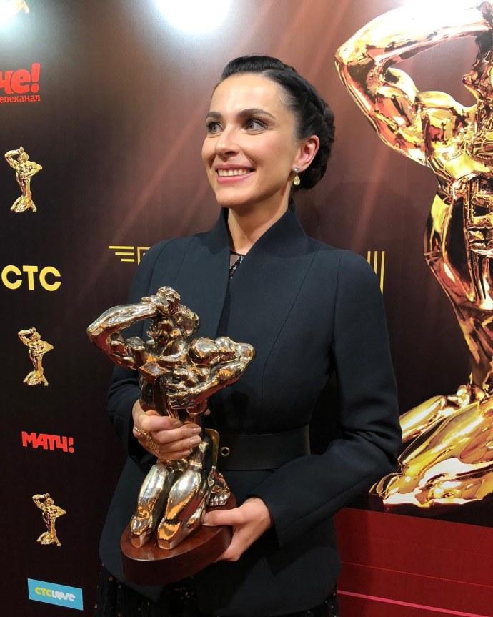 Аскер-заде Наиля вагиф кызы и Костин