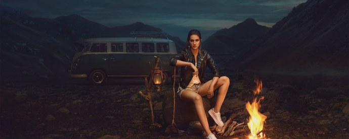 Жизнь лучше у костра вектор