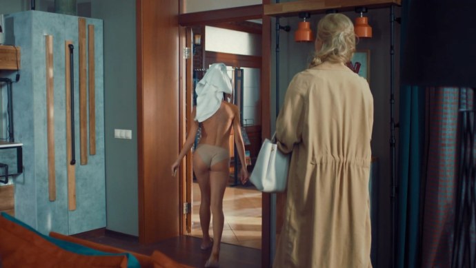 Арина Постникова голая