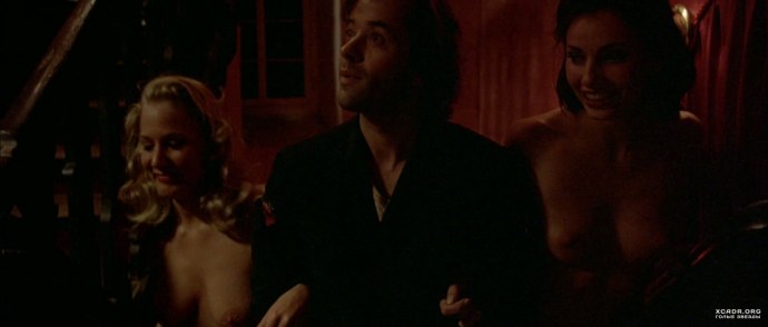 Янина Мелихова актриса в купальнике