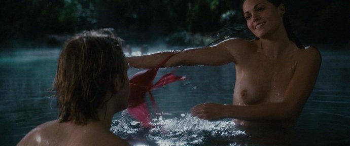 Джулианна Гуилл горячие