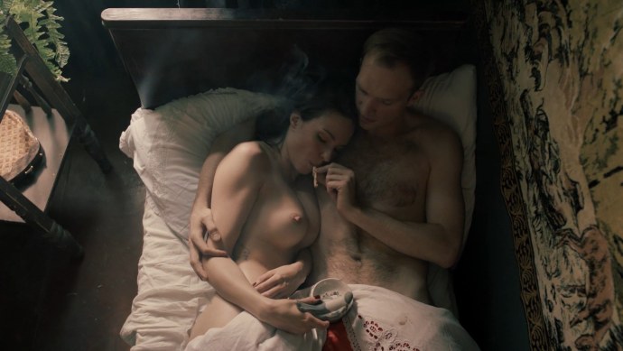 Голая Мария Рябушкина в ванной