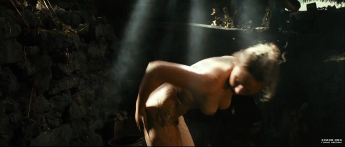 Актриса Дарья Мельникова ню