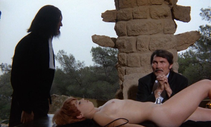 Пауэр Ромина обнажений