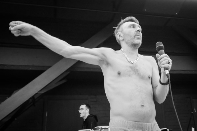 Сергей Шнуров на сцене