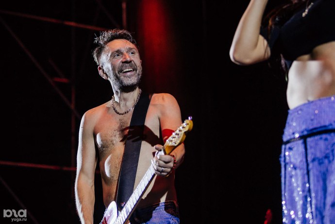 Фурри лиса furotica Fox