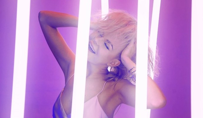 Алиса Вокс-Бурмистрова ню