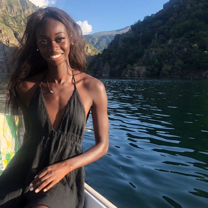 Художник Фатима Томаева-Габеллини