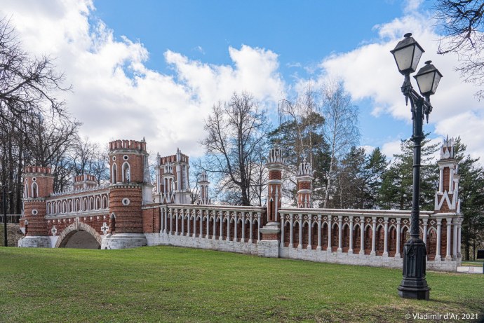 Фигурный мост в Царицыно