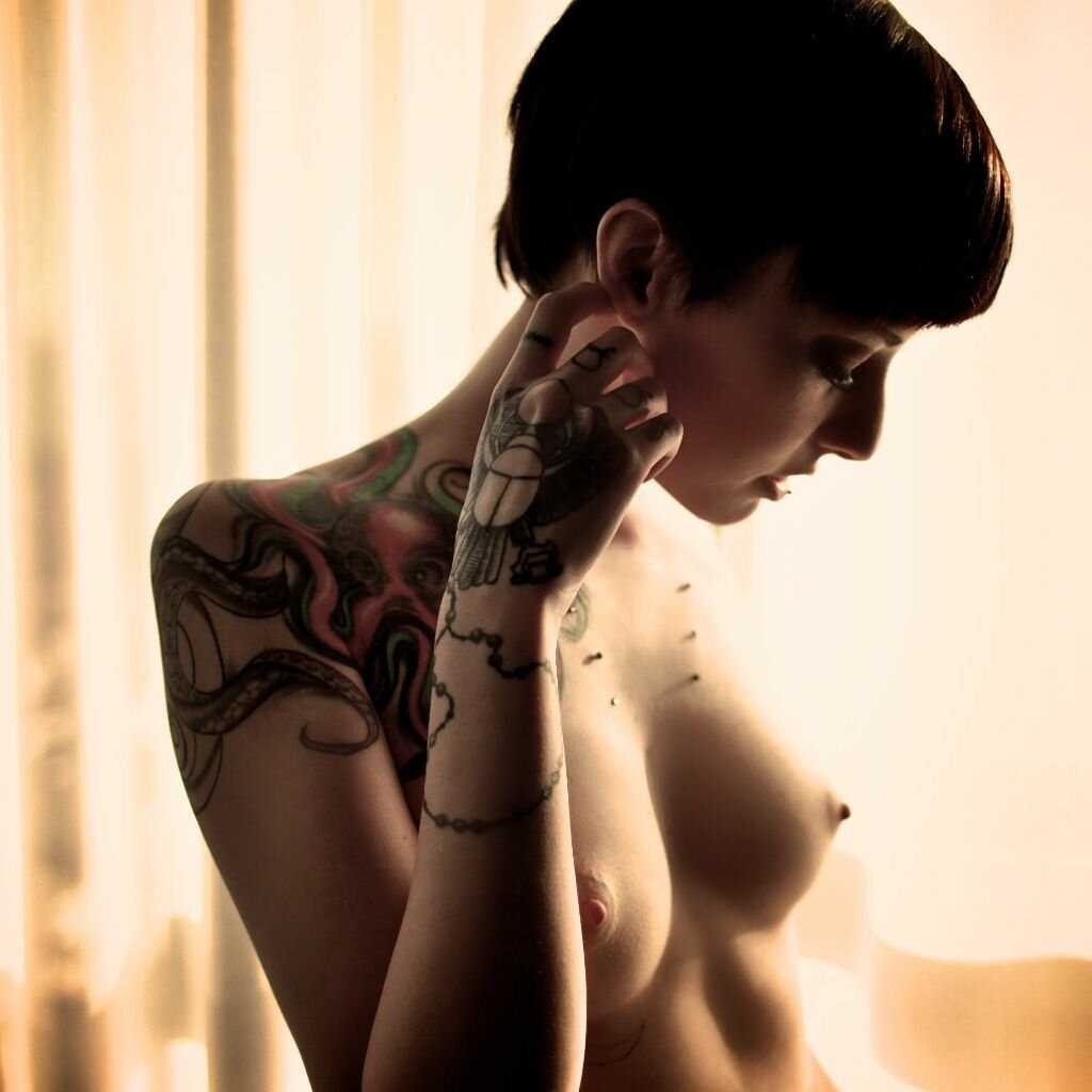 Short Hair Girl Nude