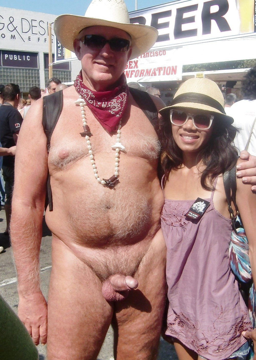 фото голая женщина и одетые мужчины фото фото 43