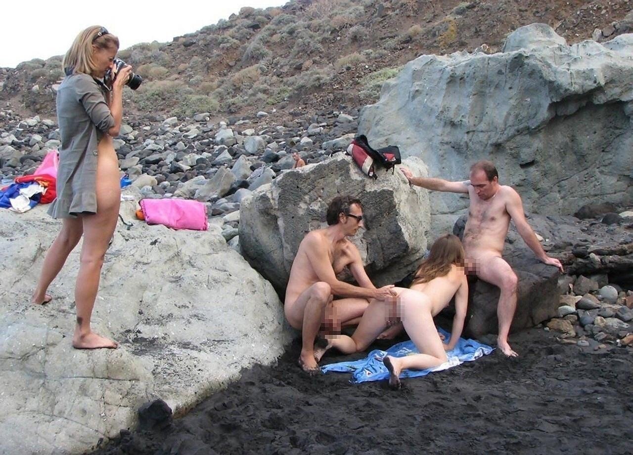 групповая эротика на пляже фото 91