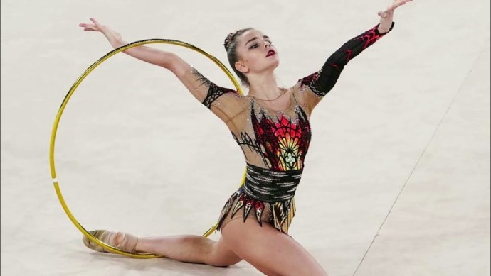 Дина Аверина мяч 2019