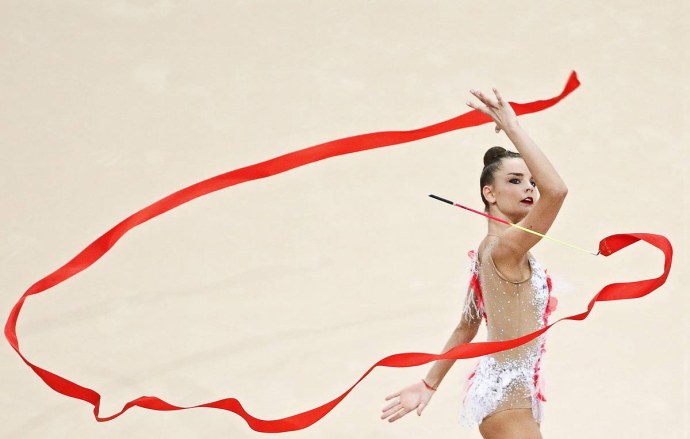 Линой ашрам и Николь Зеликман.