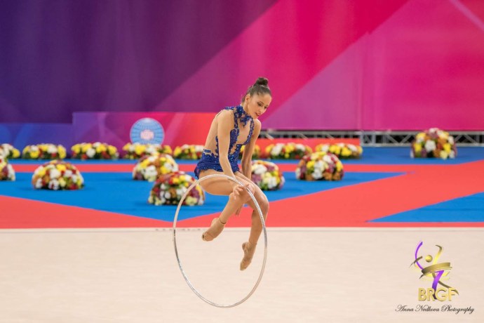 Линой ашрам шпагат