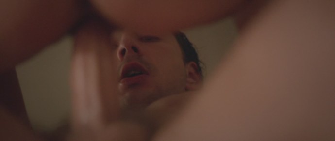 Стэйси Мартин нимфоманка +18