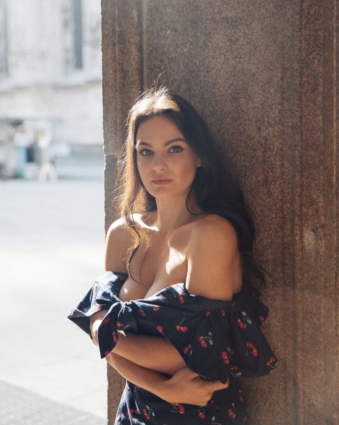 Ведущие матч ТВ девушки ню