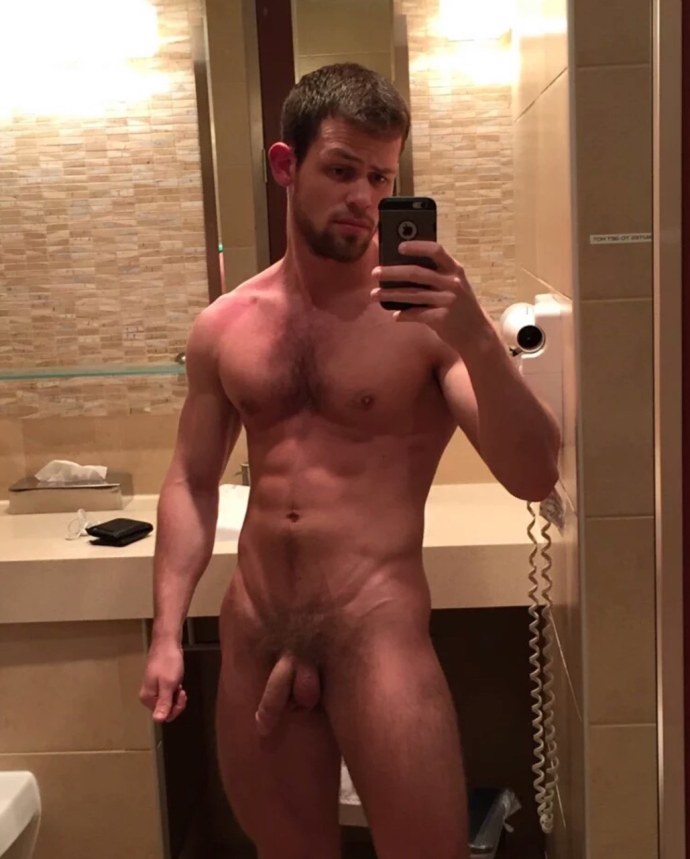 Ню селфи с парнем частное