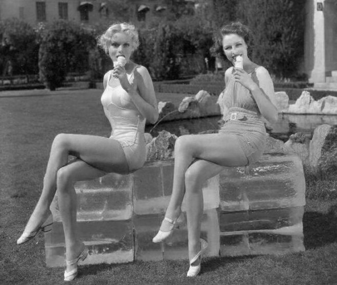 Пин ап художник Валерий Барыкин