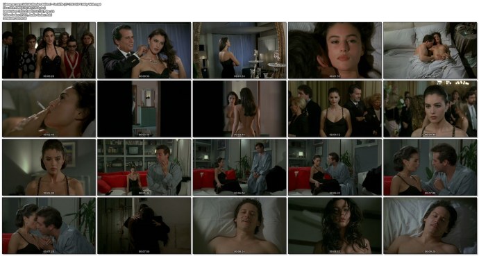 Голая Моника Беллучи в фильме Малена