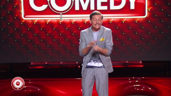 Постоянный гость камеди клаб блондинка