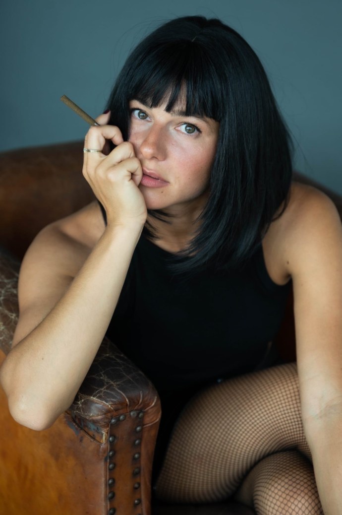 Артемий Шаффер в сериале семья и в трусах