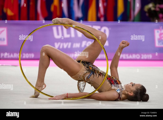 Арина Аверина художественная гимнастика 2021