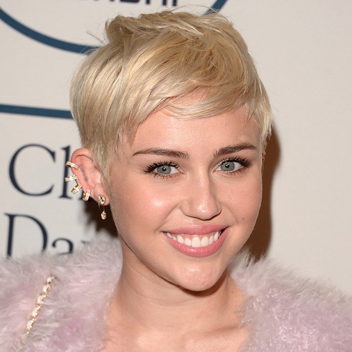 Майли Сайрус с короткой стрижкой