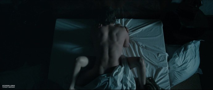 Дженнифер Лоуренс постельные сцены