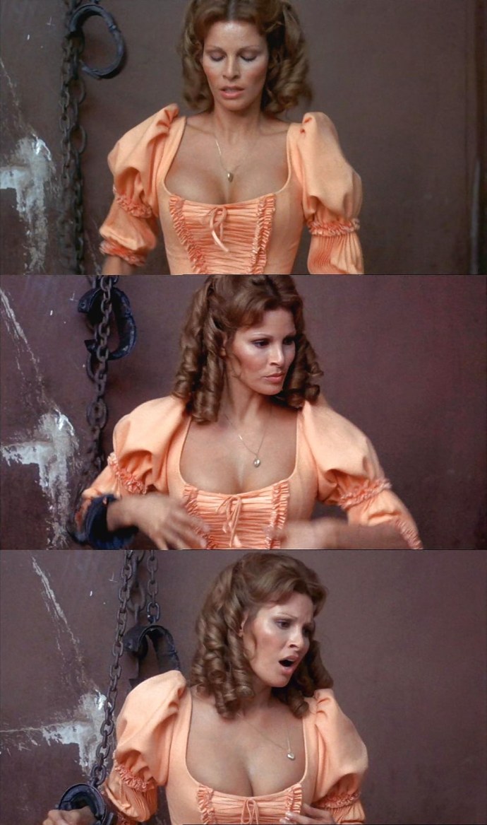 Raquel Devine волосатая киска