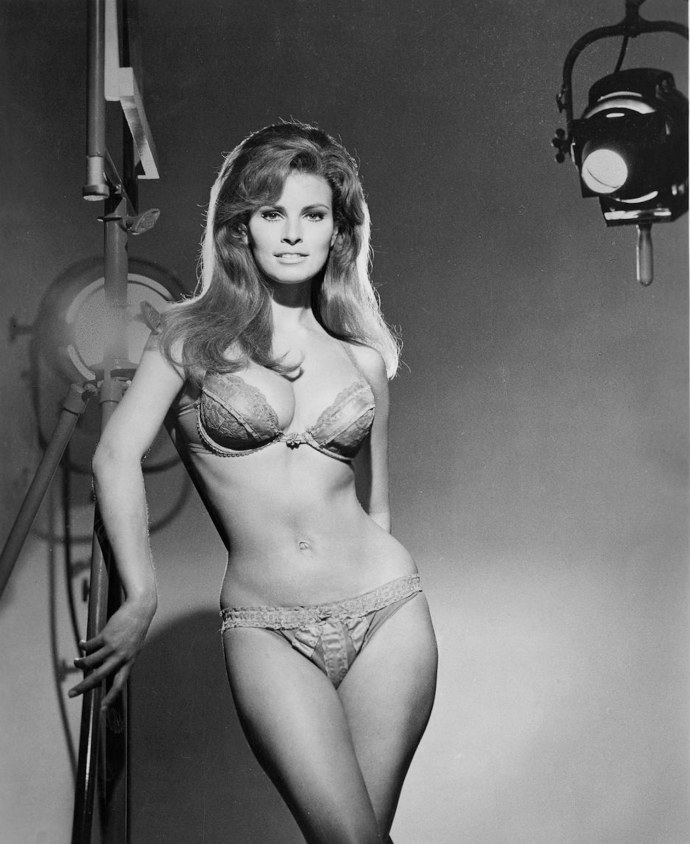 Актриса Ракель Уэлч nude*