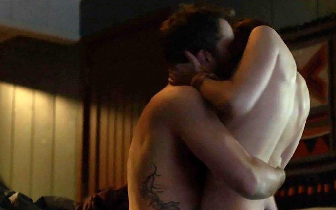 Nikki Shiels, Phoebe Tonkin Bloom s01 (2019) nude