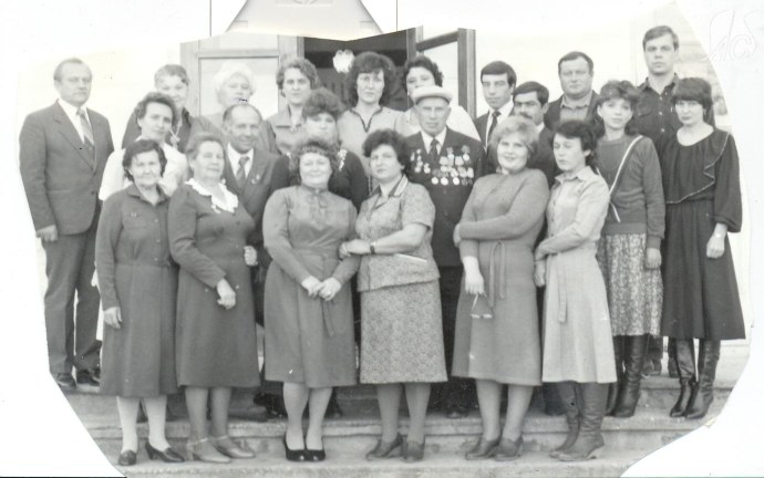 Глубокий черный цвет