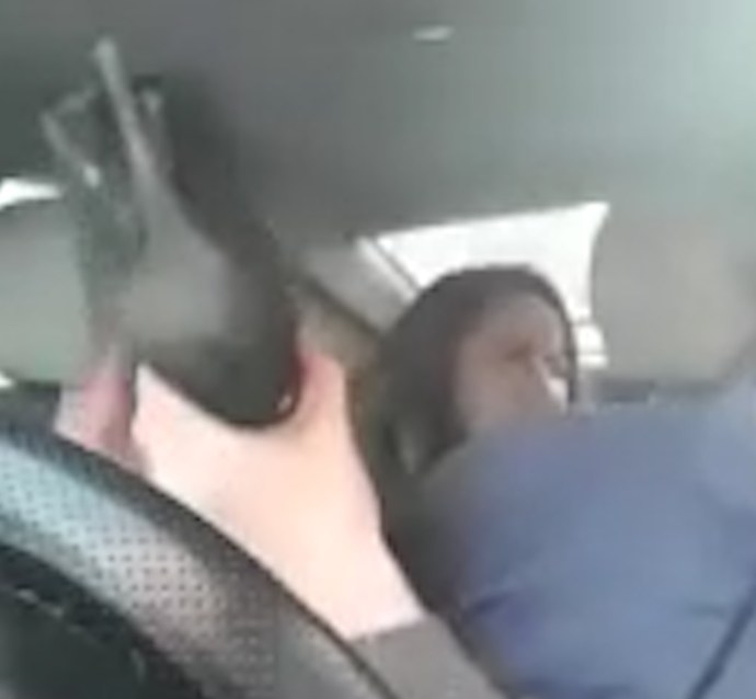 Красивые девушки в общественном транспорте