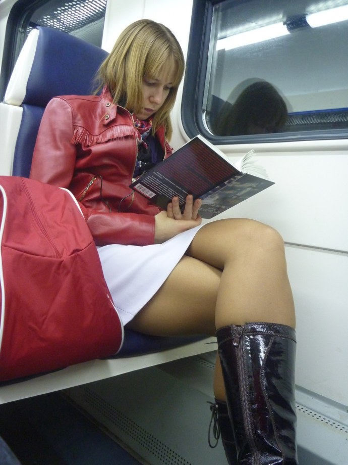 Девушки в плацкарте