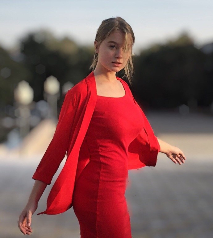 I am doshik/Дарья Перова