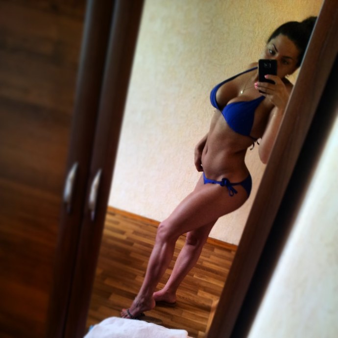 Голышева фото в купальнике