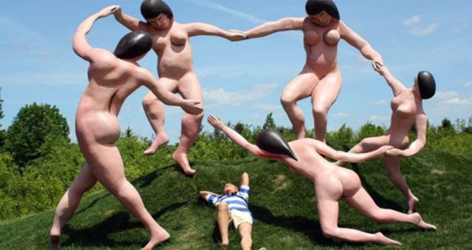 Хоровод из голых мужиков