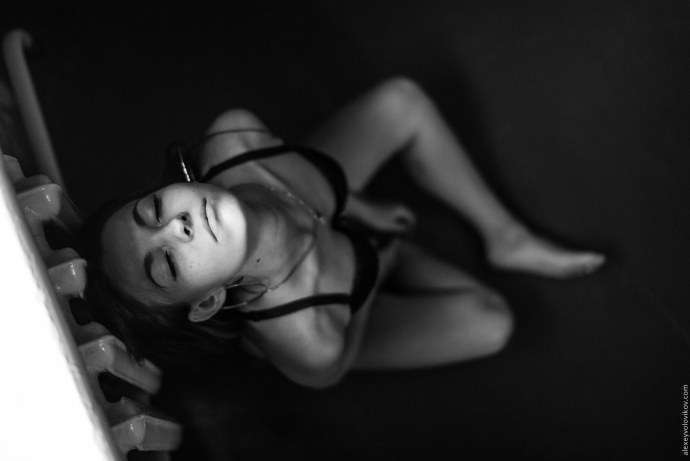 Голые сиськи в спектаклях