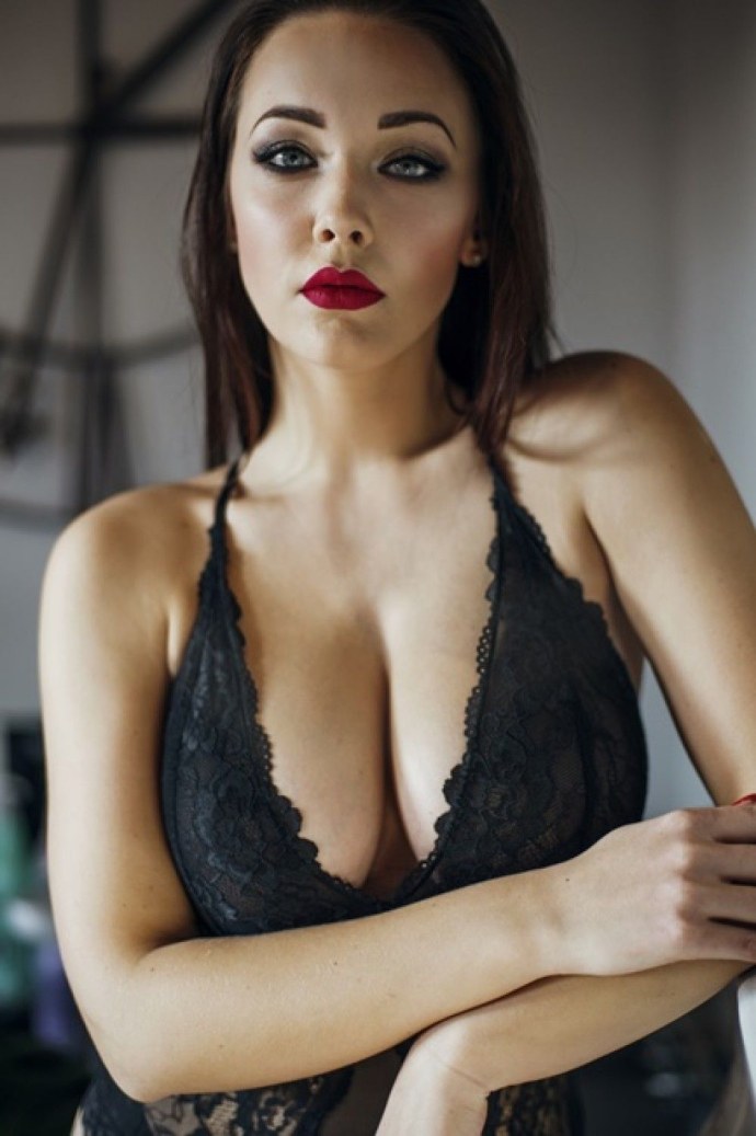 Agnieszka Gulczynska hot