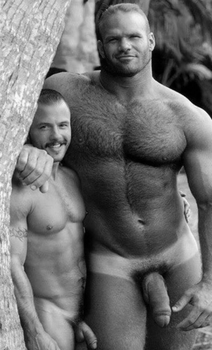 Голые парни с красивыми членами