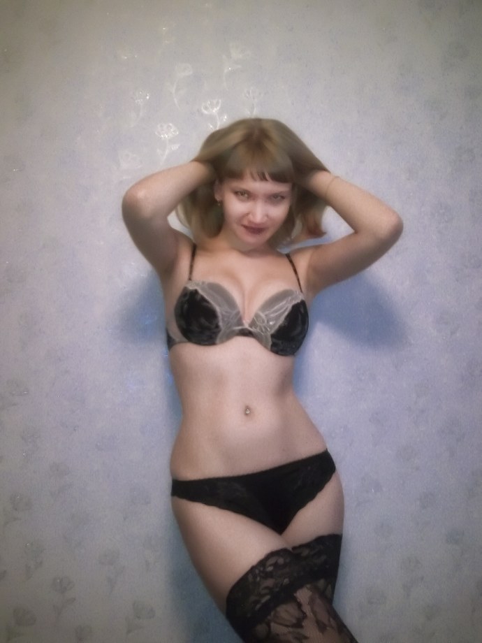 Анастасия Матвеев ножки