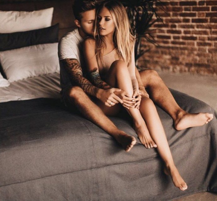 Рита Дакота ступни